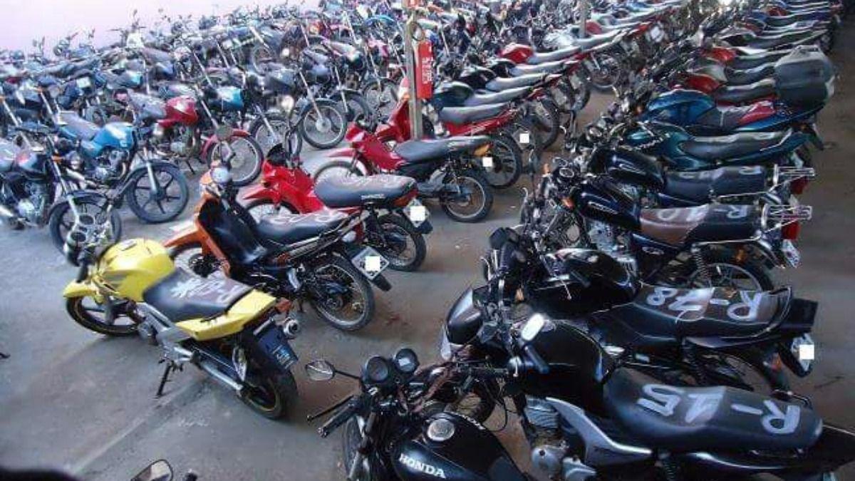 Auction motorcycles to buy